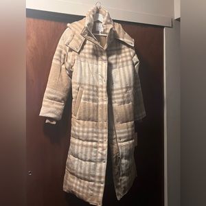 *Brand New With Tags* Avec Les Filles Brushed Printed Puffer Coat (xs)